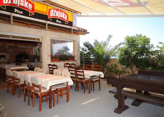 Studio Povljana 3316c Daire Povljana