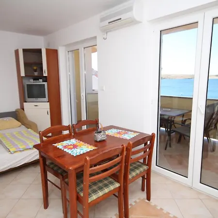 3316c Appartement Povljana