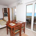 3316c Appartement Povljana