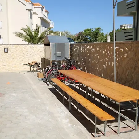 3316c Apartamento Povljana
